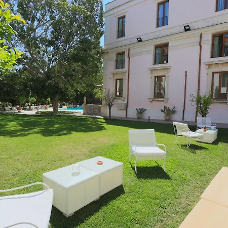 Parco Delle Fontane فندق 4*